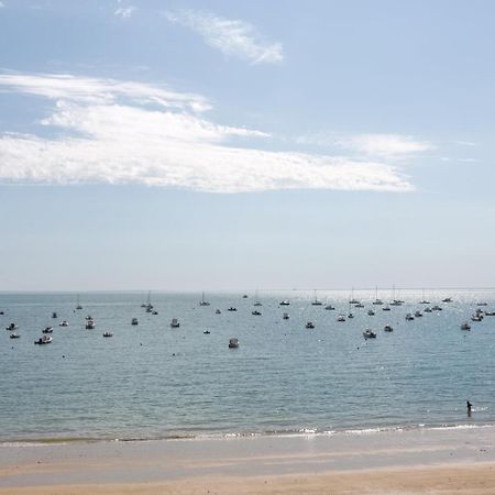 Les Pieds Dans L'Eau - Bel Appartement - Vue Mer Cancale Exterior foto