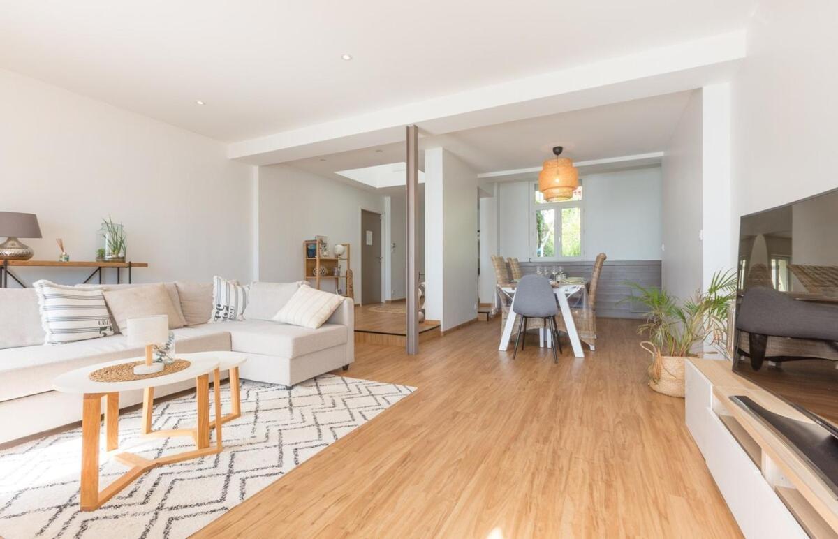 Les Pieds Dans L'Eau - Bel Appartement - Vue Mer Cancale Exterior foto